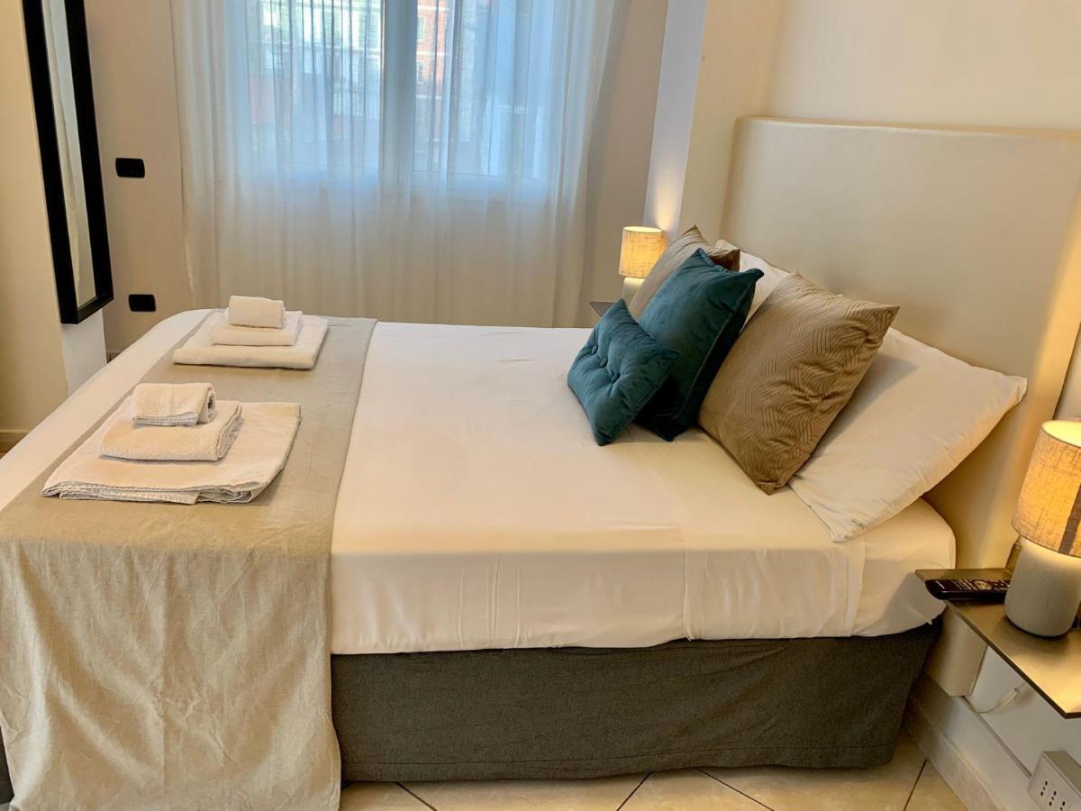 Tuanis Hotel Napoli Ngoại thất bức ảnh