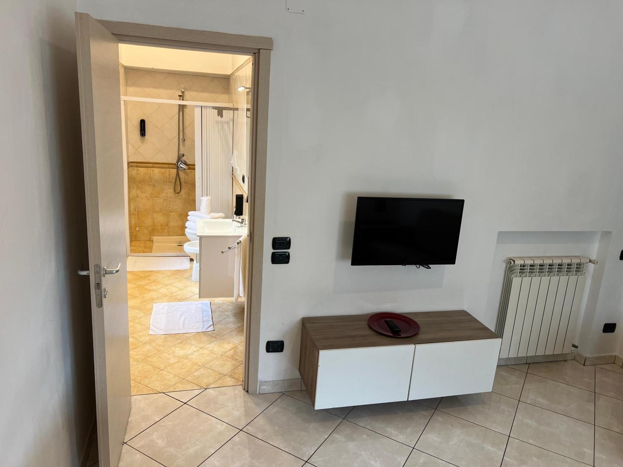 Tuanis Hotel Napoli Ngoại thất bức ảnh